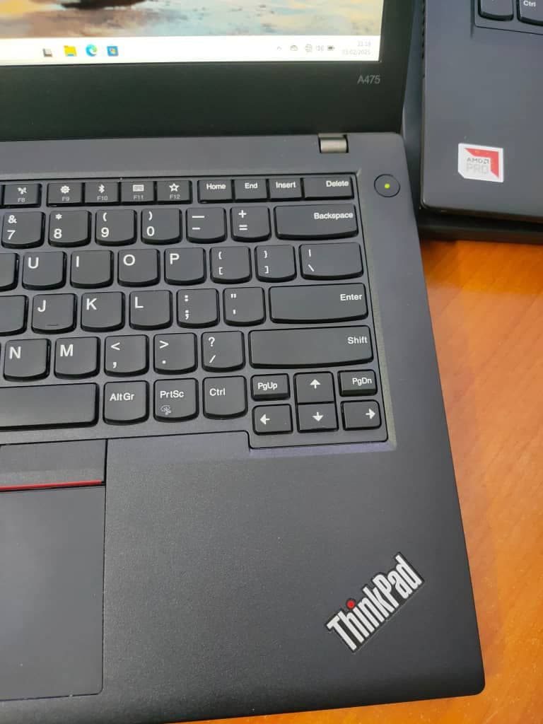 Lenovo ThinkPad A475 AMD Pro A12-9800B (équivalent core i7 de 10ème génération)