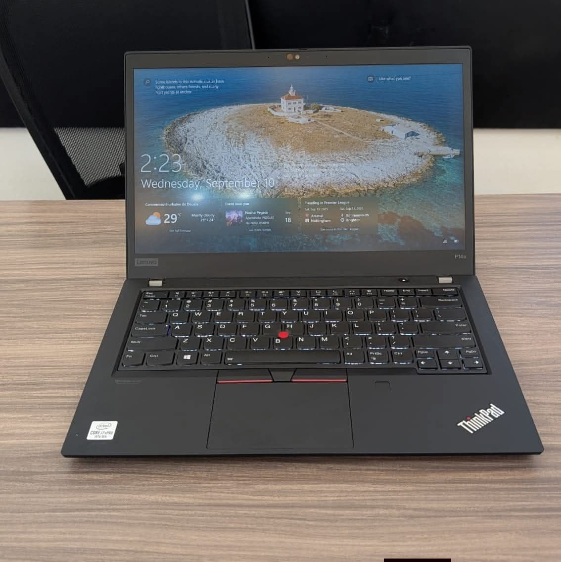 Lenovo ThinkPad X13*🧠  *Processeur : Intel Core i5 – 10ᵉ génération*